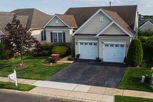 51 TURNBERRY DR, MONROE, NJ