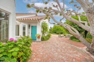 5002 MYCENAE WAY, OCEANSIDE, CA