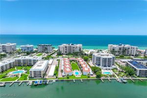 3070 GULF SHORE BLVD 104, NAPLES, FL