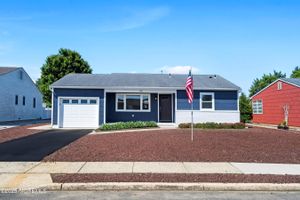 95 CARLISLE RD, TOMS RIVER, NJ