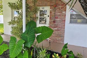 2851 E GOLF BLVD APT 101, POMPANO BEACH, FL