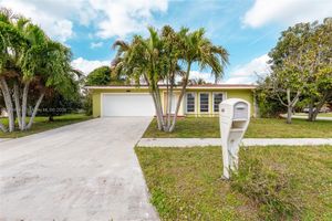 6351 MOONSTONE WAY, DELRAY BEACH, FL