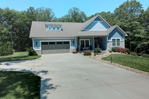 115 BENT OAK TER, CROSSVILLE, TN