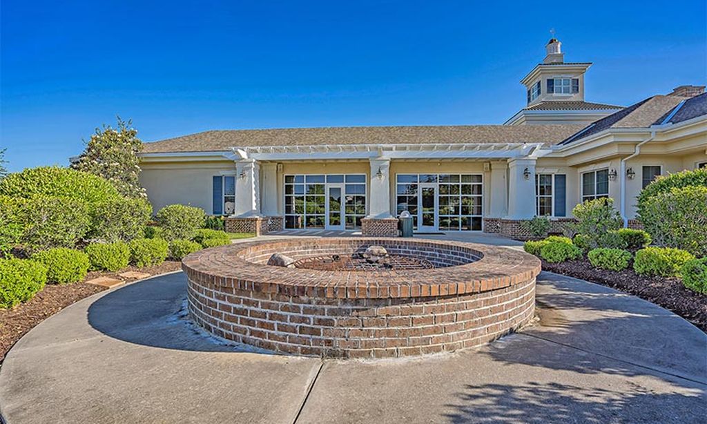 Sundeck with Firepit