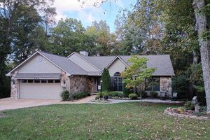 102 BROMLEY LN, CROSSVILLE, TN