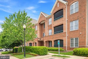 13891 CHELMSFORD DR APT 201, GAINESVILLE, VA