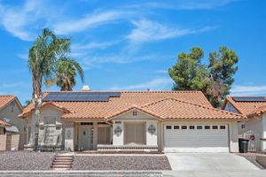 2108 PECAN TREE ST, HEMET, CA
