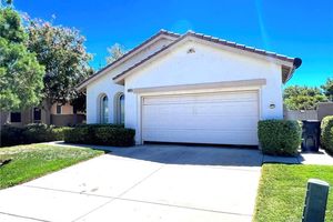28239 LONG MEADOW DR, MENIFEE, CA