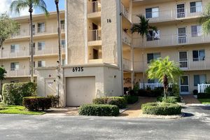 6935 HUNTINGTON LN 108, DELRAY BEACH, FL