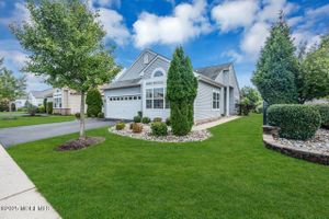 12 MEDICI DR, SOMERSET, NJ