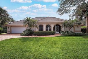 702 WILLOWWOOD LN, NAPLES, FL