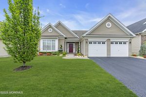 8 SAHALEE DR, MONROE, NJ