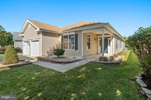 6 MOUNTAIN STREAM CT, BARNEGAT, NJ