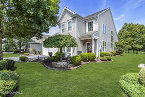 10 BALMORAL DR, JACKSON, NJ