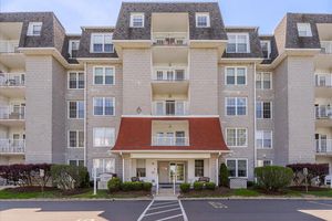 6507 CENTENNIAL STA, WARMINSTER, PA