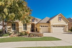 11532 SOUTHERLAND DR, DENTON, TX