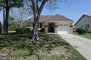 113 ASH RD, MANAHAWKIN, NJ