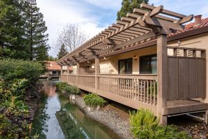 43 FOUNTAIN GROVE CIR, NAPA, CA