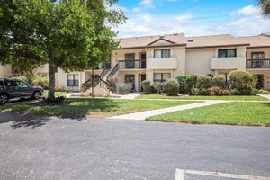 3340 LUCERNE PARK DR, GREENACRES, FL