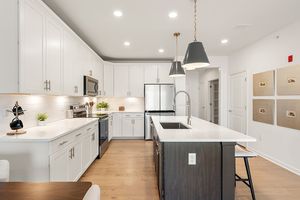 320 MARTINS LNDG APT 403, NORTH READING, MA