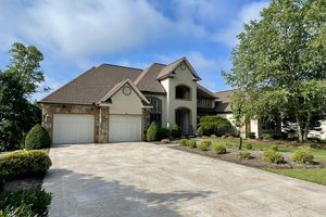 40 BLUFF VIEW TER, CROSSVILLE, TN