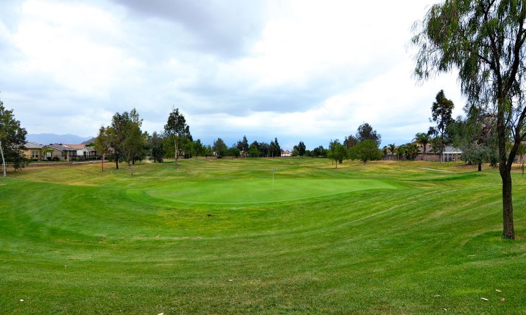 18-Hole Hemet Golf Course