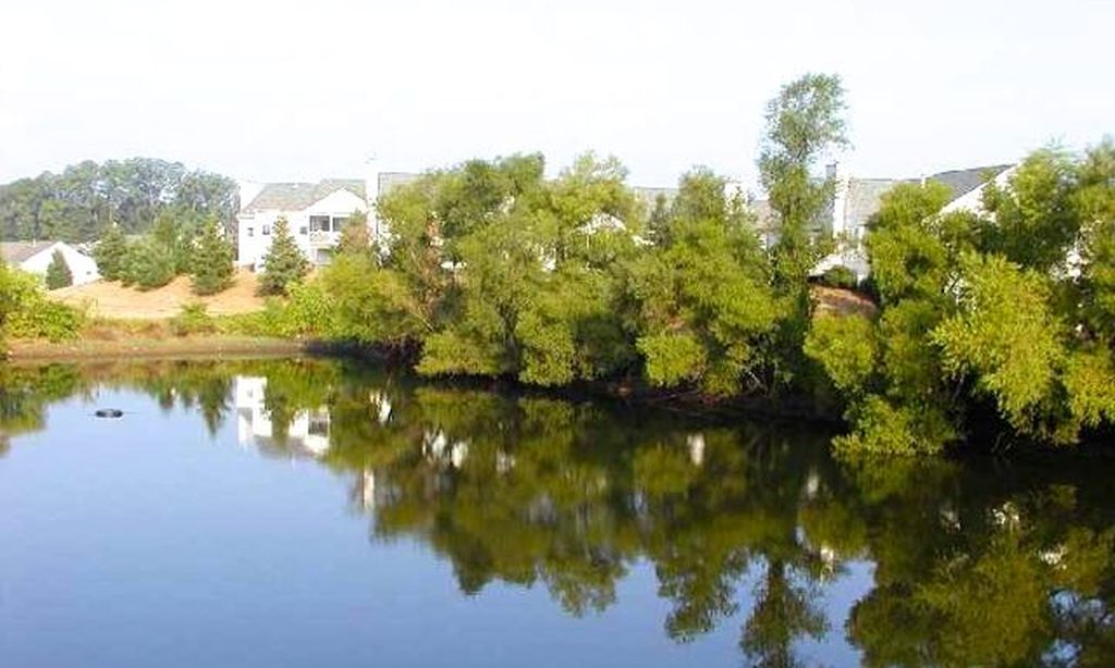 Scenic Lakes & Ponds