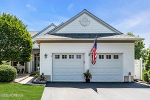 6 AMALFI CT, MANCHESTER, NJ