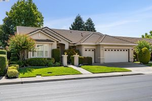 210 SUMMERSET DR, BRENTWOOD, CA