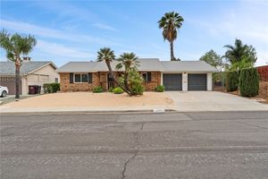 25801 ROANOKE RD, MENIFEE, CA