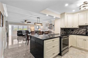 329 SE 3RD ST 105T, HALLANDALE BEACH, FL