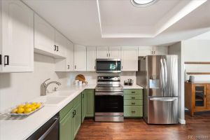 13902 E MARINA DR APT 202, AURORA, CO
