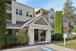 4109 224TH LN 207, ISSAQUAH, WA