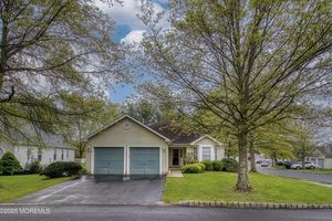 34 MEADOWS LN, WHITING, NJ