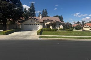 9800 CABBAGE ROSE AVE, BAKERSFIELD, CA