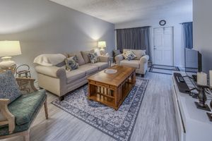 2960 LAKE OSBORNE DR 206, LAKE WORTH BEACH, FL