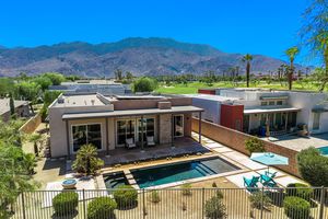 730 EQUINOX WAY, PALM SPRINGS, CA