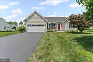 7 ROUSE DR, AVONDALE, PA