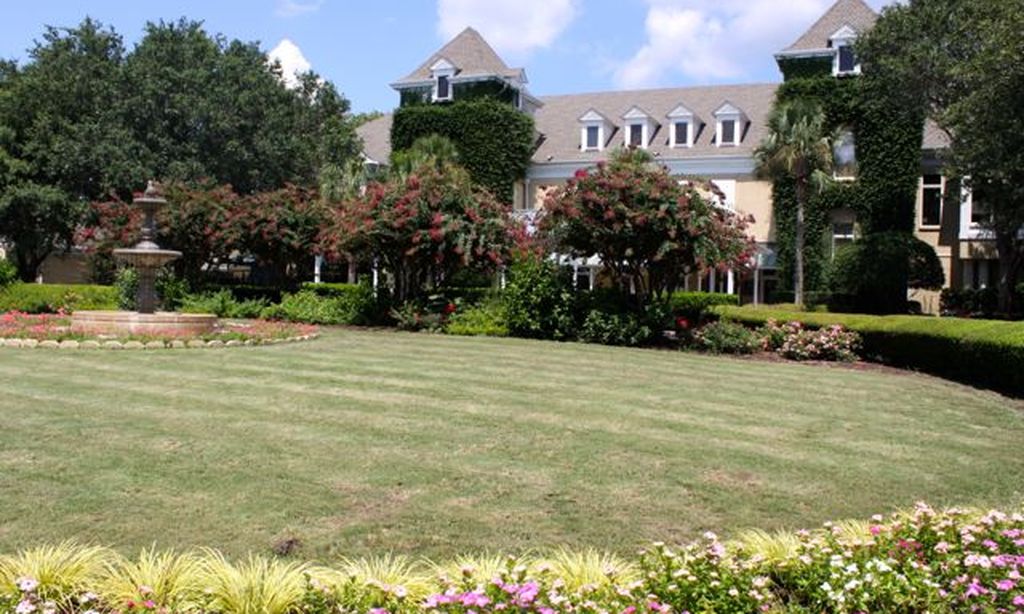 Scenic Community Grounds