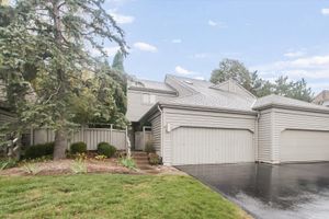 928 LONGMEADOW CT # 1016, LAKE BARRINGTON, IL