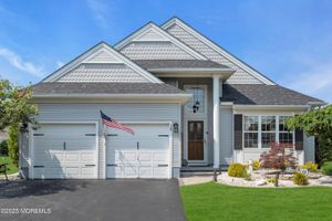 20 CHAUCER CIR, MANCHESTER, NJ