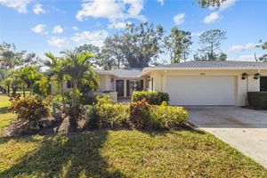 7143 FAIRWAY BEND LN, SARASOTA, FL