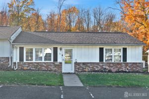 48 HAVEN DR, OLD BRIDGE, NJ