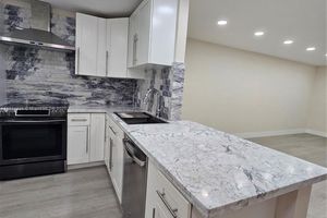 409 BENNINGTON LN, LAKE WORTH, FL