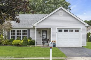 41 MANSFIELD AVE, MANCHESTER, NJ