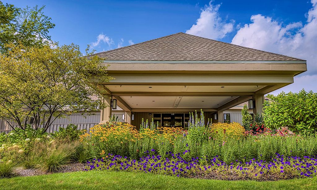 The Lodge at the Shores