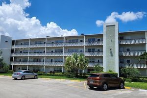 339 SOUTHAMPTON B # 339, WEST PALM BEACH, FL