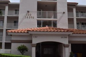 14096 HUNTINGTON POINTE DR APT 303, DELRAY BEACH, FL