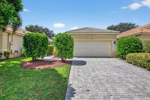 7082 DEL CORSO LN, DELRAY BEACH, FL