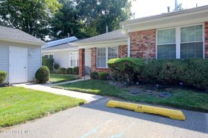 34 BOXWOOD TER # 186, RED BANK, NJ